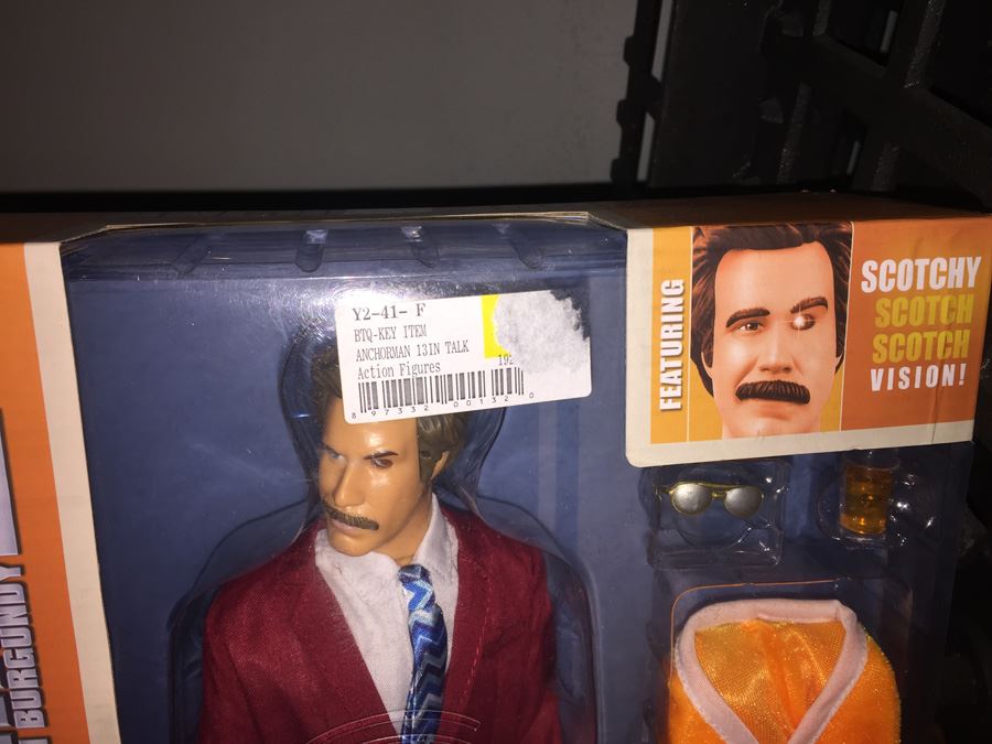 Ron Burgundy 13' Tall Talking Figure [Photo 2]
