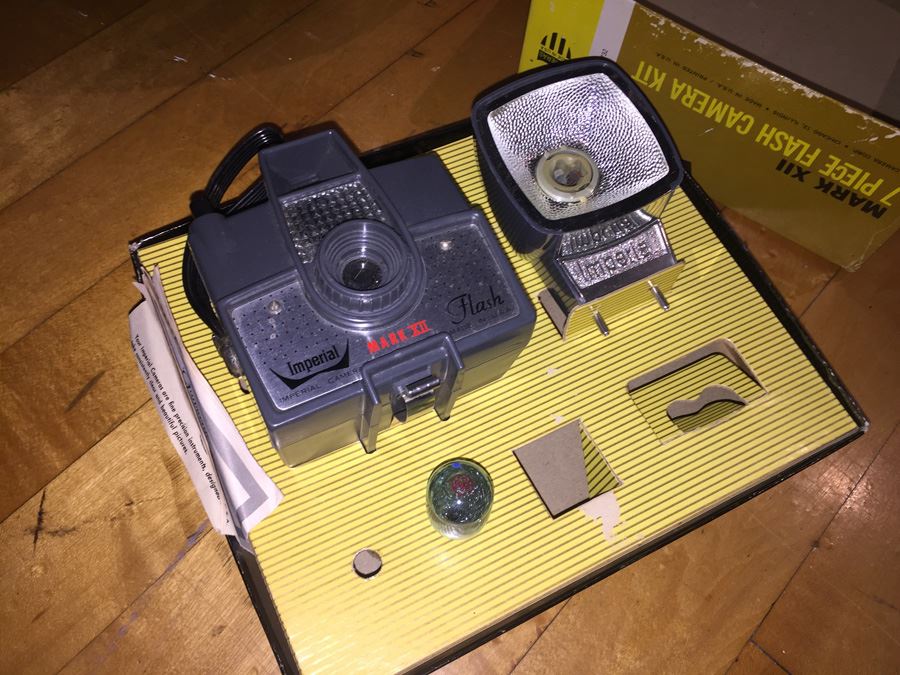 Mark XII Flash Camera Kit With Original Box [Photo 8]