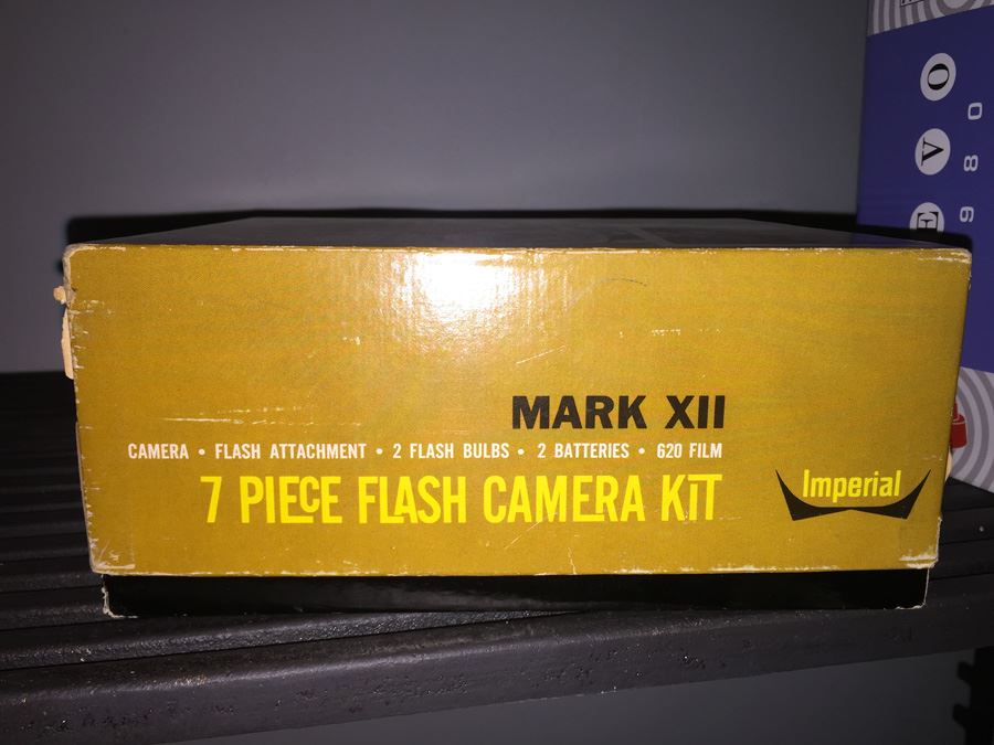 Mark XII Flash Camera Kit With Original Box [Photo 3]