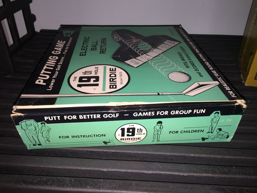 Putting Game With Box [Photo 3]