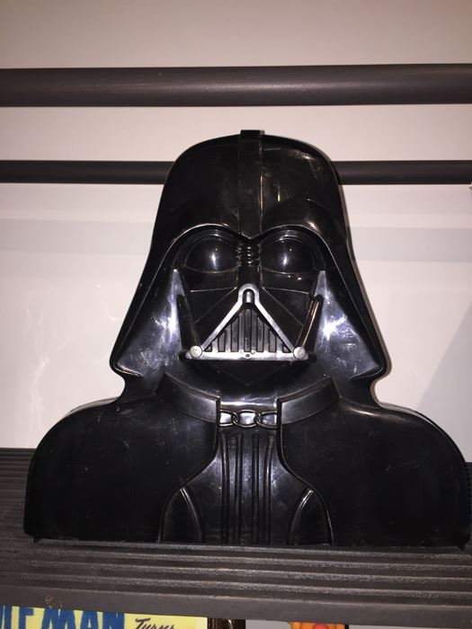Star Wars Empire Strikes Back Darth Vader Accessory Storage Chamber [Photo 4]