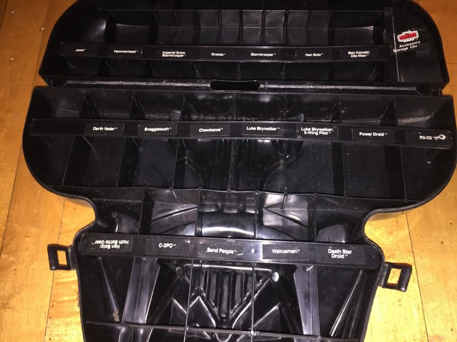Star Wars Empire Strikes Back Darth Vader Accessory Storage Chamber [Photo 11]