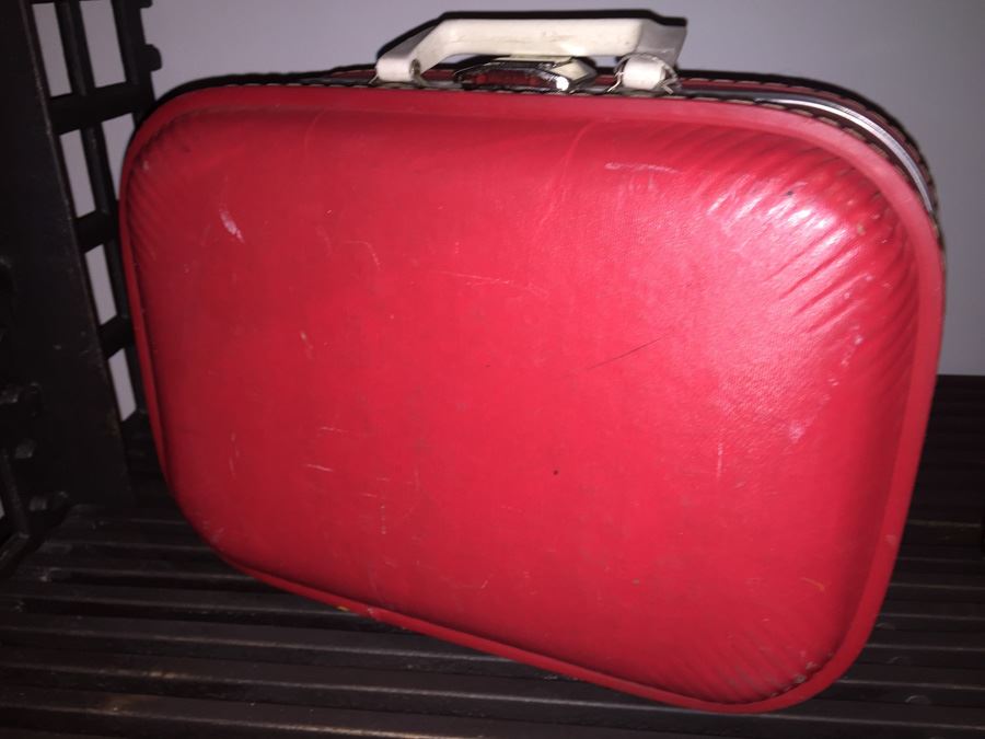 Vintage Red Luggage Child's Going To Grandma's [Photo 3]
