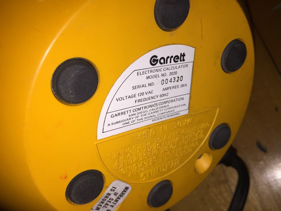 Garrett Modern Space Age Yellow Space Helmet Calculator Model No. 2020 [Photo 7]