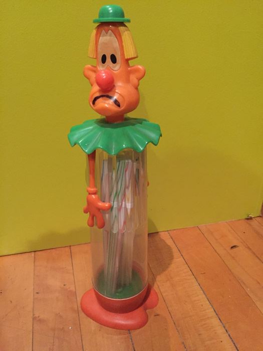Vintage Clown Straw Caddy Holder [Photo 1]