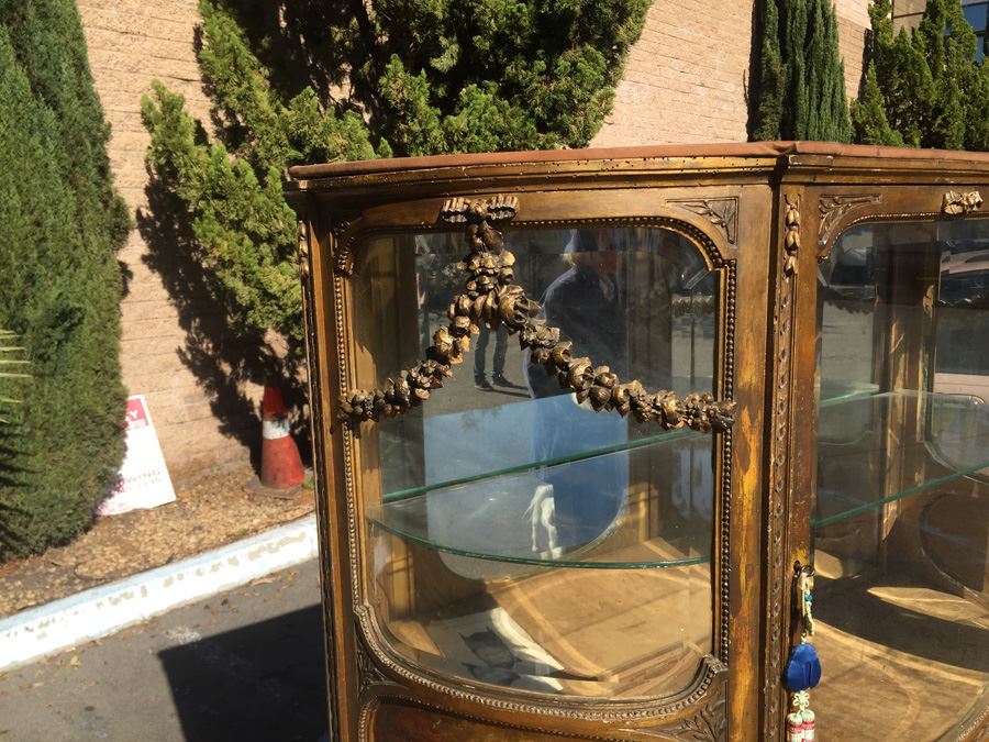 Antique French Gilt Wood Curved Glass Curio Cabinet [Photo 8]