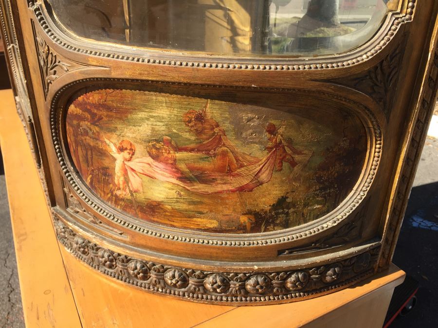 Antique French Gilt Wood Curved Glass Curio Cabinet [Photo 19]