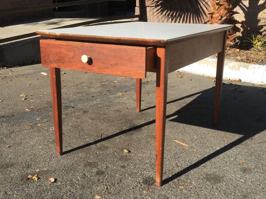 Wooden Mid-Century Side Table [Photo 6]