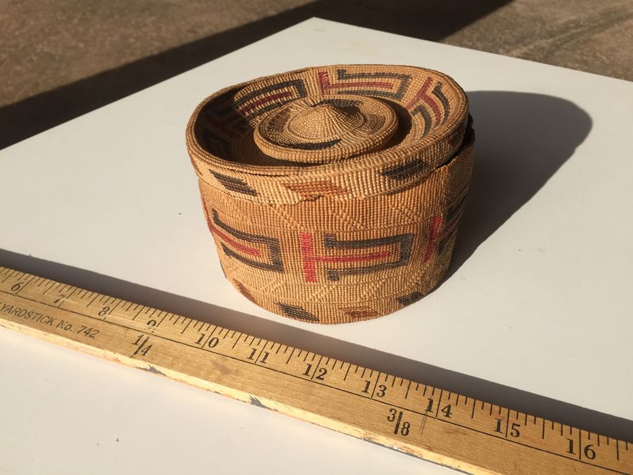 Antique Native American Basket With Lid