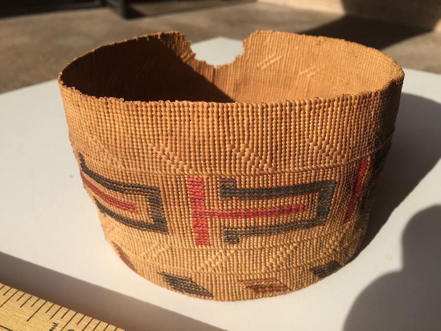Antique Native American Basket With Lid [Photo 7]