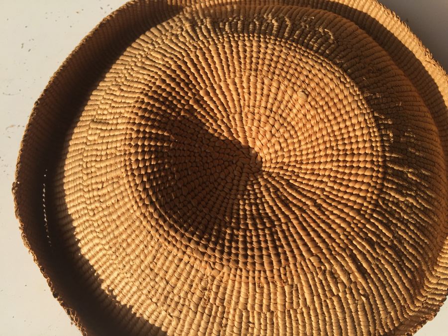 Antique Native American Basket With Lid [Photo 12]