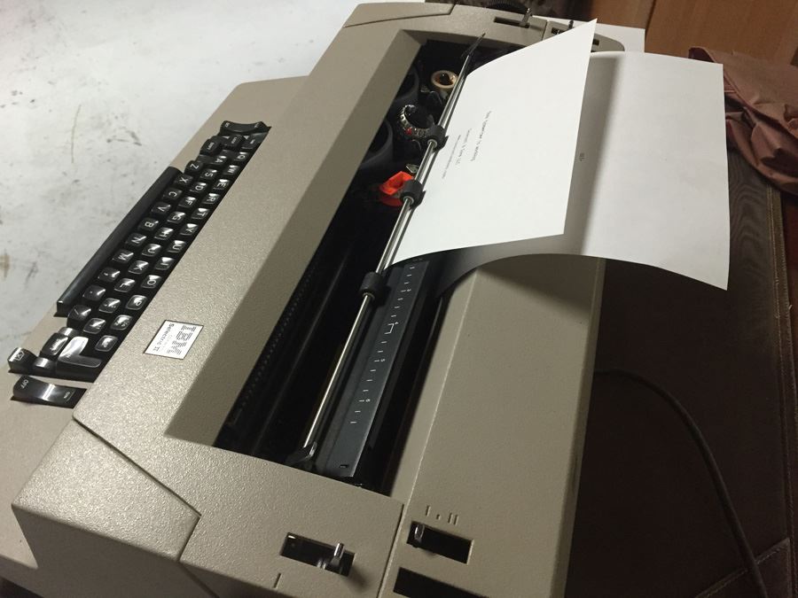 Working IBM Selectric II Self-Correcting Typewriter [Photo 16]