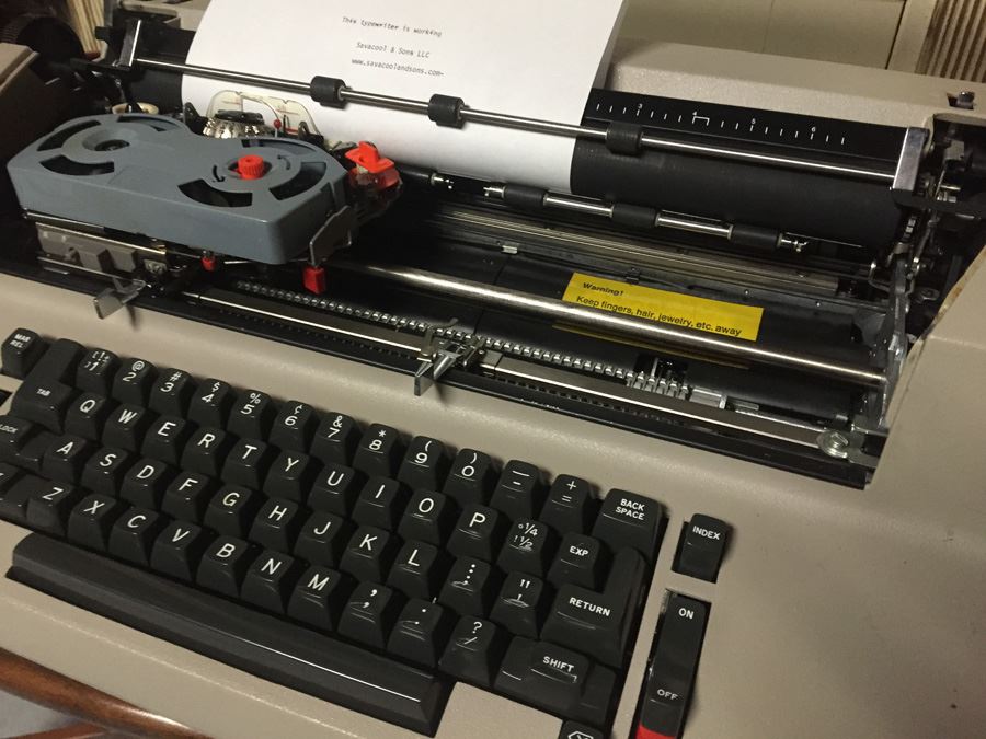 Working IBM Selectric II Self-Correcting Typewriter [Photo 12]