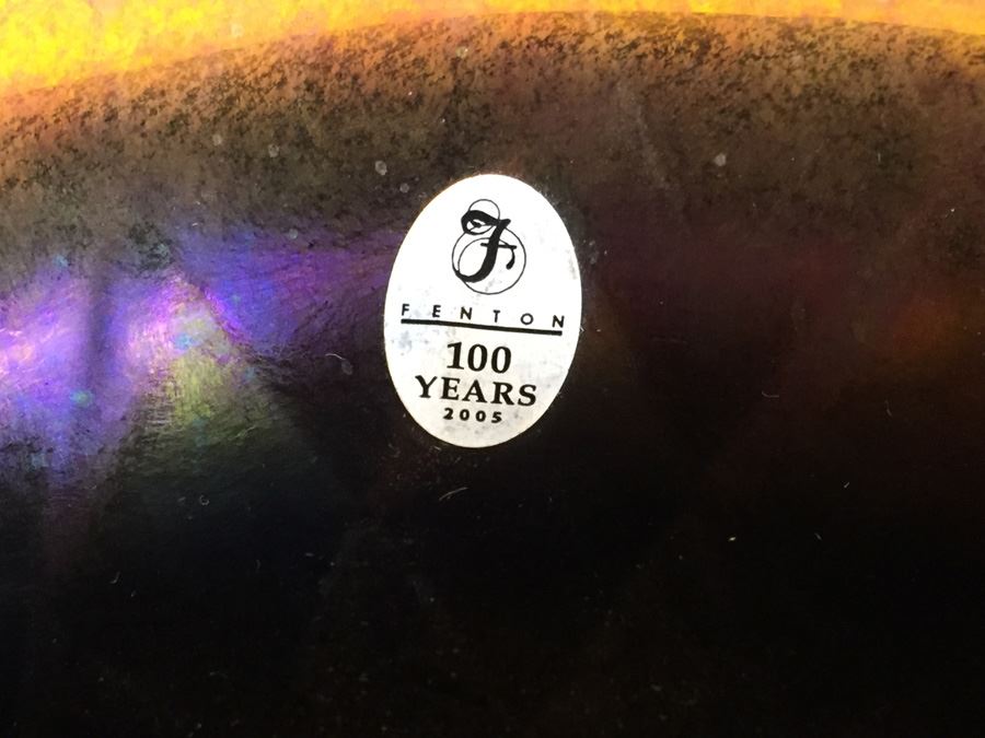 Limited Edition Fenton Art Glass Vase Of Elephants Walking By Fances Burton [Photo 5]