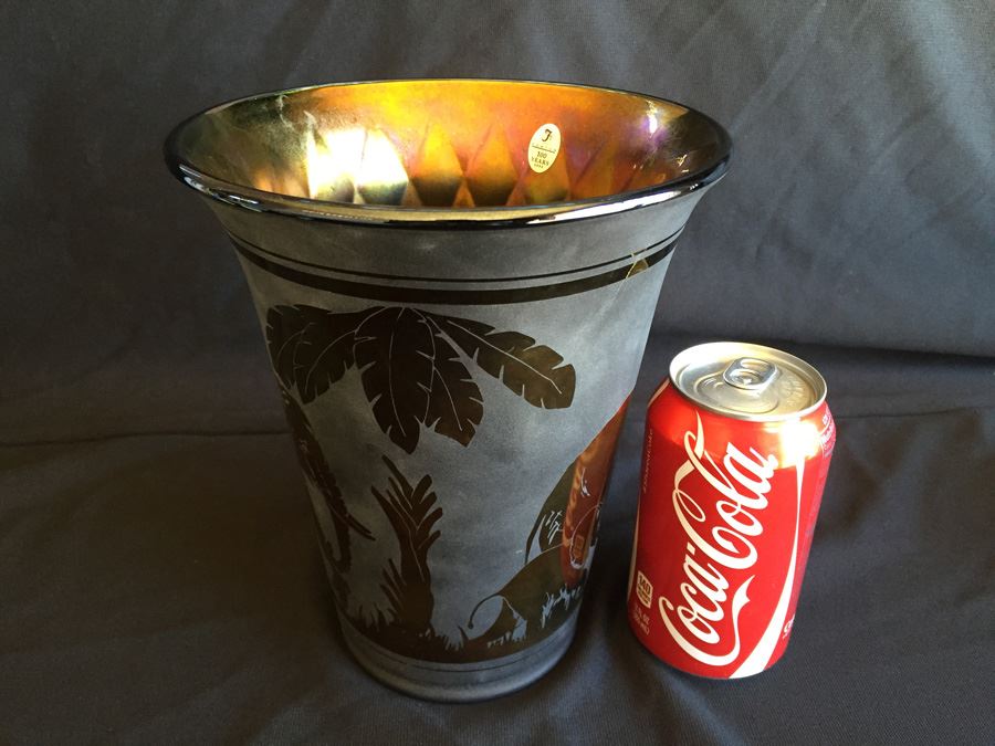 Limited Edition Fenton Art Glass Vase Of Elephants Walking By Fances Burton [Photo 2]