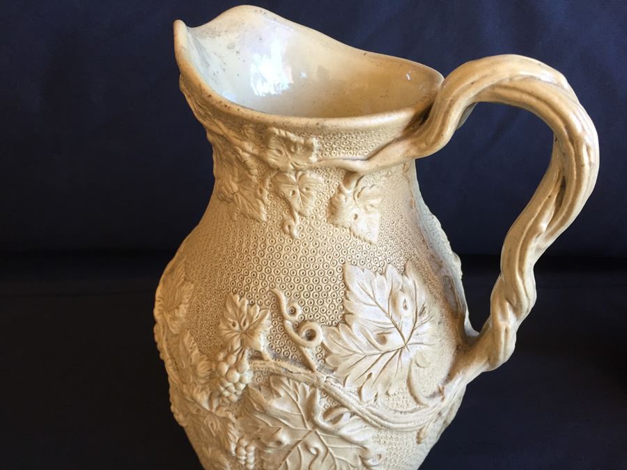 Vintage Wine Pitcher [Photo 8]