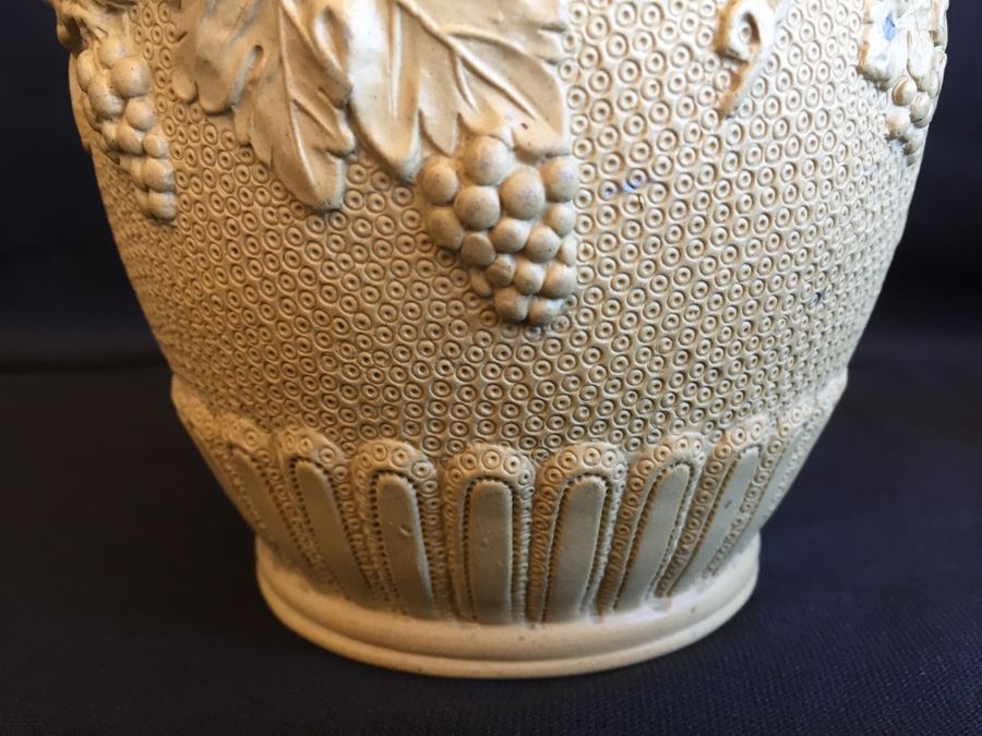 Vintage Wine Pitcher [Photo 7]