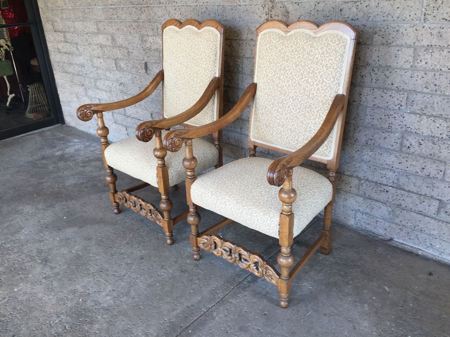 Pair Of Vintage Quartersawn Oak Upholstered Chairs [Photo 2]