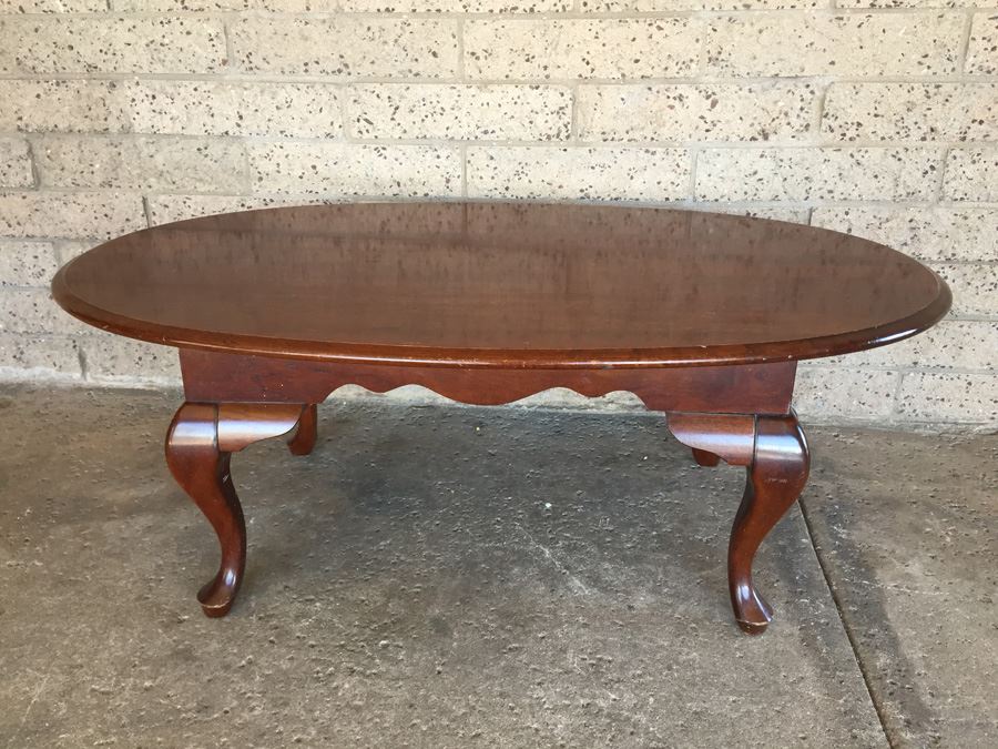 Solid Wood Oval Coffee Table [Photo 1]