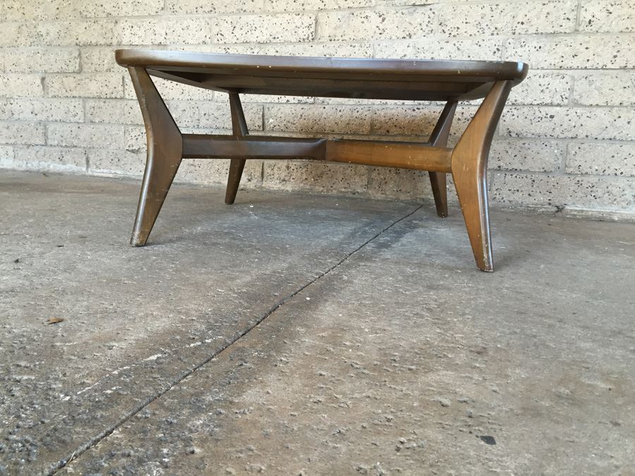 Mid-Century Side Table [Photo 5]
