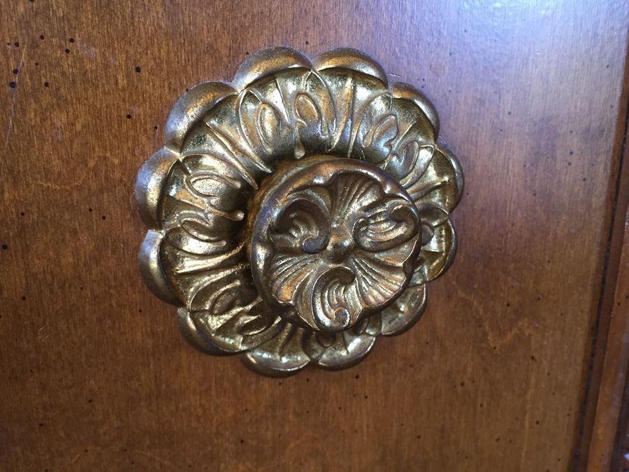 Vintage Burl Wood Side Table With Storage And Doors [Photo 6]