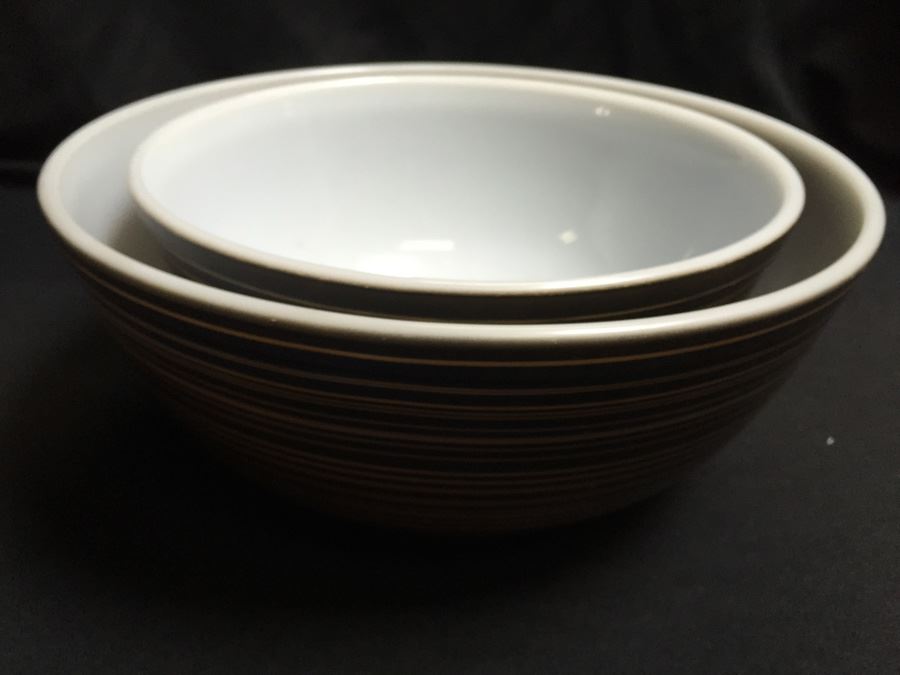 Pyrex Bowl Lot [Photo 1]