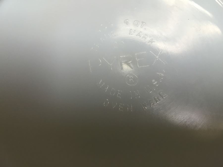 Pyrex Bowl Lot [Photo 9]