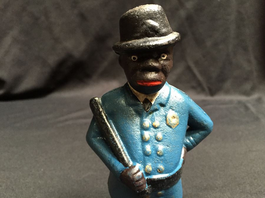 Black Americana Cast Iron Bank [Photo 4]
