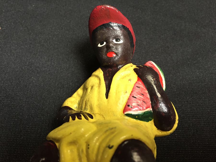 Black Americana Cast Iron Bank [Photo 11]