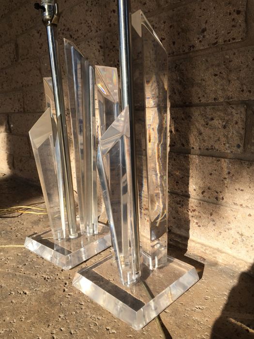 Pair Of Lucite Table Lamps [Photo 7]