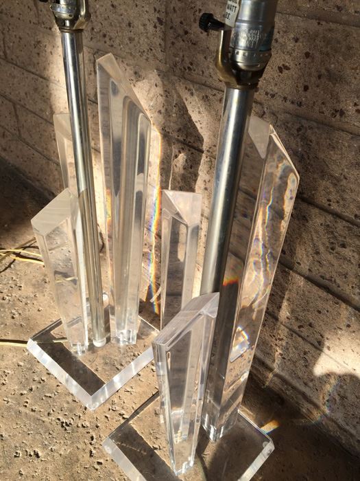 Pair Of Lucite Table Lamps [Photo 10]