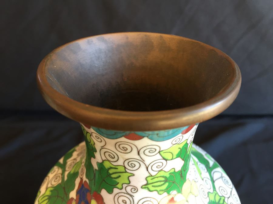 Pair Of Chinese Cloisonne Vases [Photo 2]