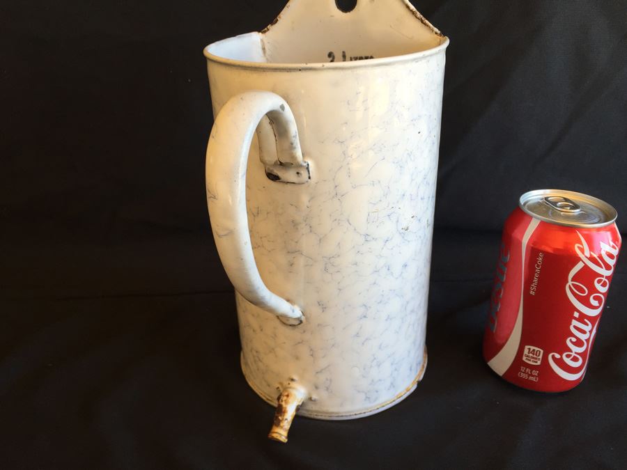 Vintage French Enamel Irrigator [Photo 4]