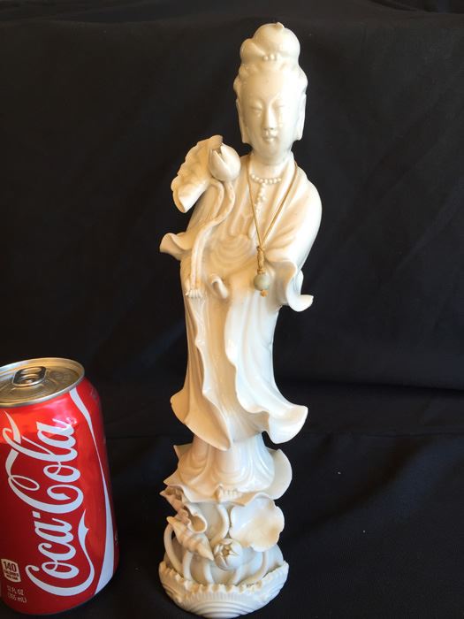A Chinese Blanc De Chine Figure Of Guanyin [Photo 4]