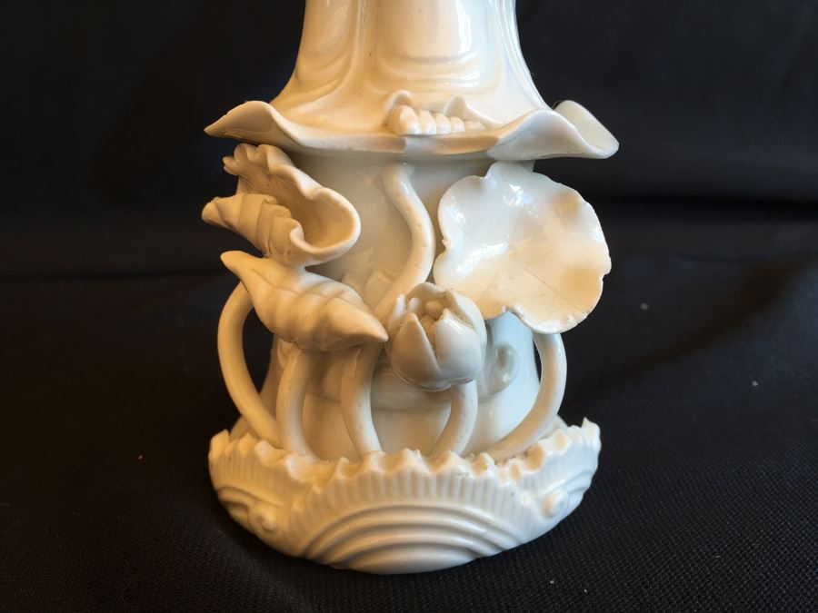 A Chinese Blanc De Chine Figure Of Guanyin [Photo 3]