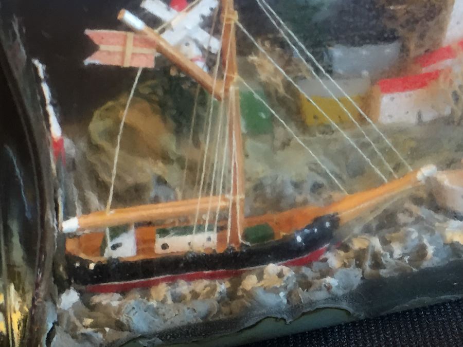 Village Diorama Ships In A Bottle Incredible Detail [Photo 11]