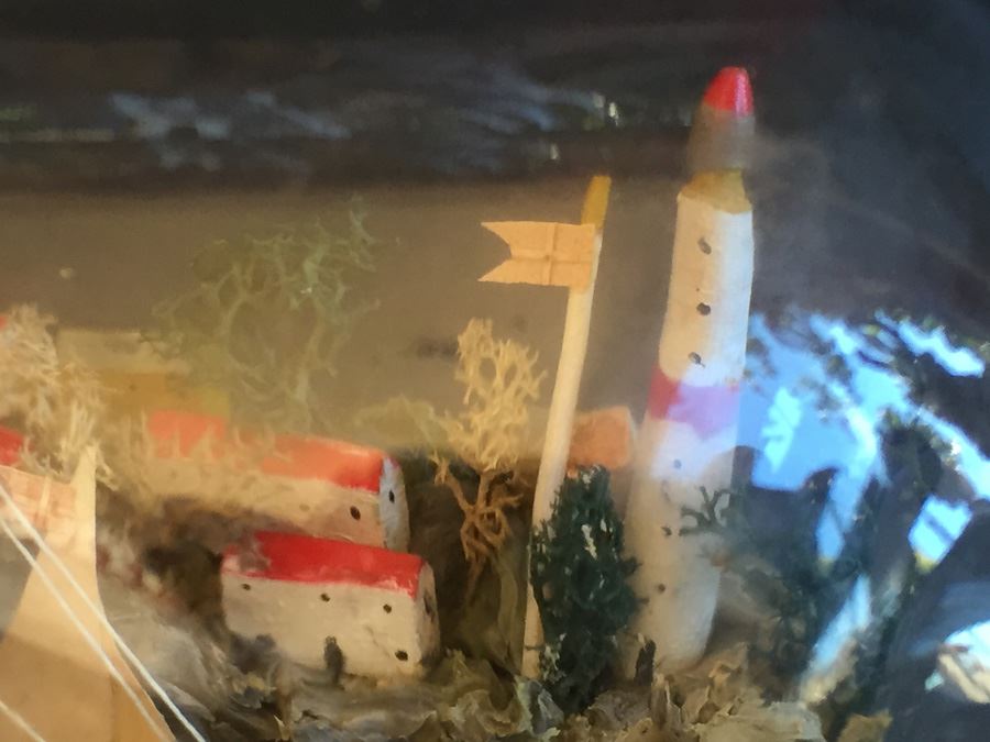Village Diorama Ships In A Bottle Incredible Detail [Photo 7]