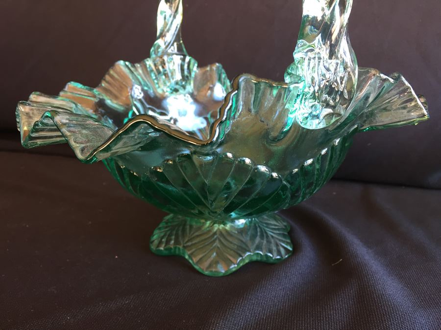 Pair Of Green Fenton Glass Baskets [Photo 12]