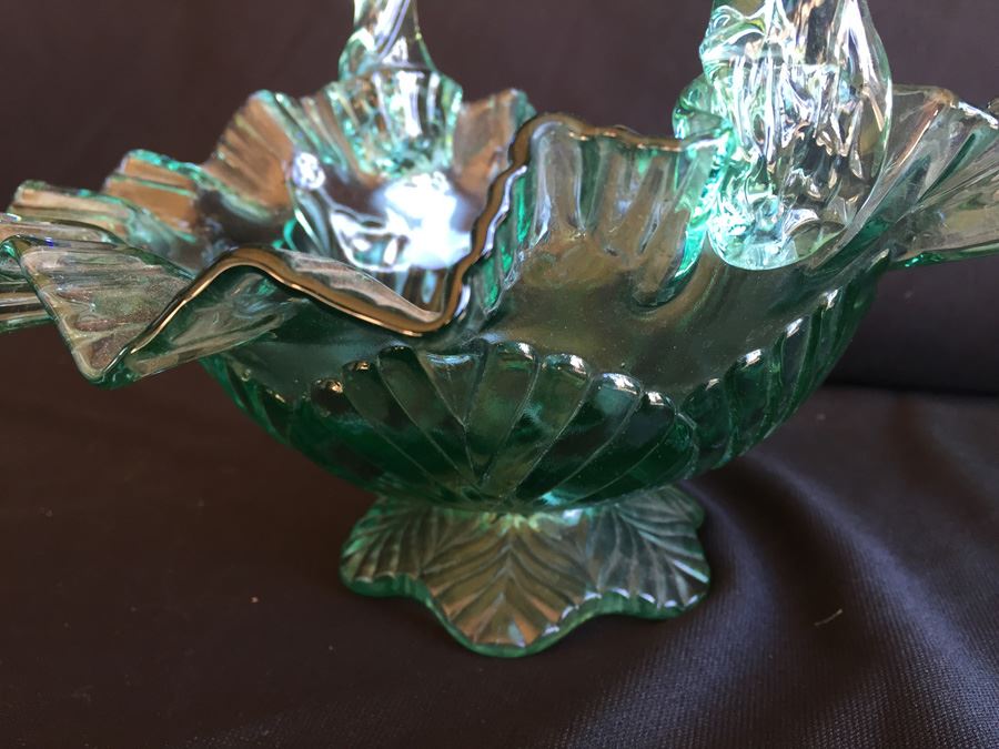 Pair Of Green Fenton Glass Baskets [Photo 14]