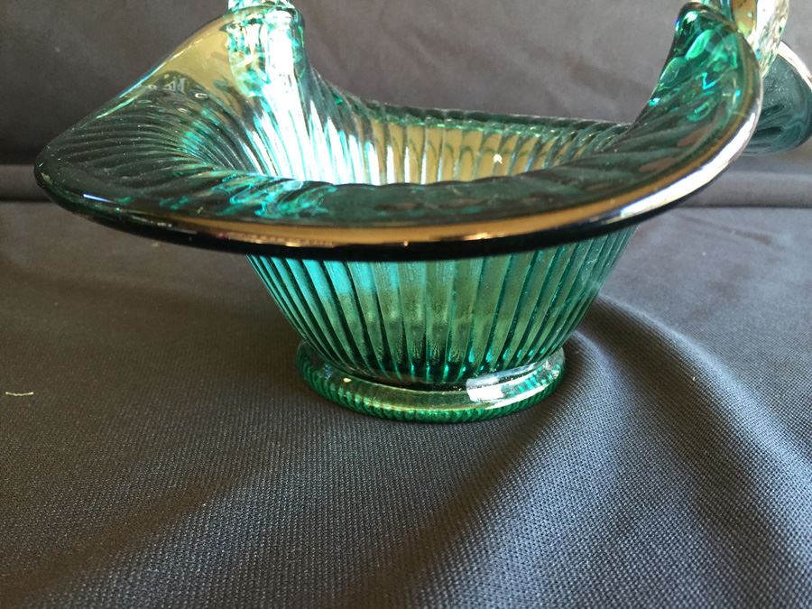 Pair Of Green Fenton Glass Baskets [Photo 6]