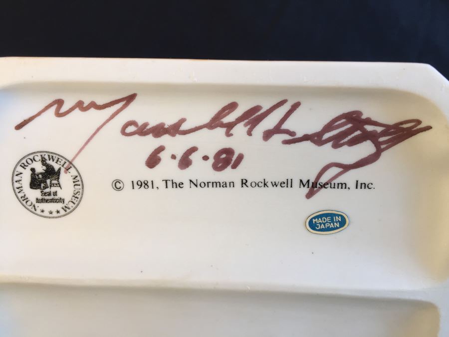 Signed Norman Rockwell Museum Figurine [Photo 12]