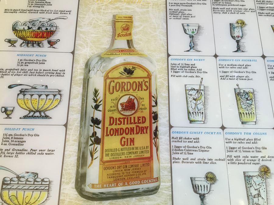 Mid-Century Gordon's Distilled London Dry Gin Advertising Tray [Photo 3]