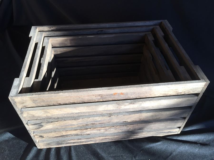 Wooden Nesting Boxes [Photo 2]