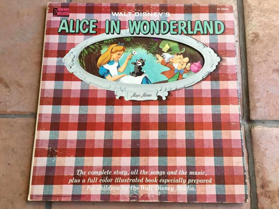 Walt Disney's Alice In Wonderland - Disneyland ‎- ST-3909