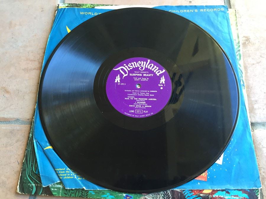 Walt Disney's Story Of Sleeping Beauty - Disneyland ‎- ST-3911 [Photo 3]