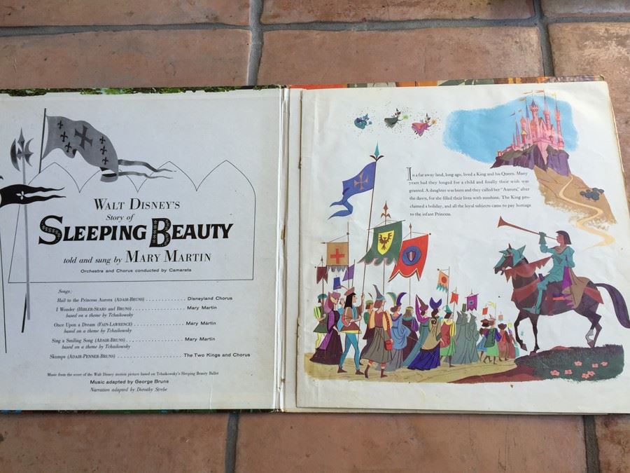 Walt Disney's Story Of Sleeping Beauty - Disneyland ‎- ST-3911 [Photo 2]