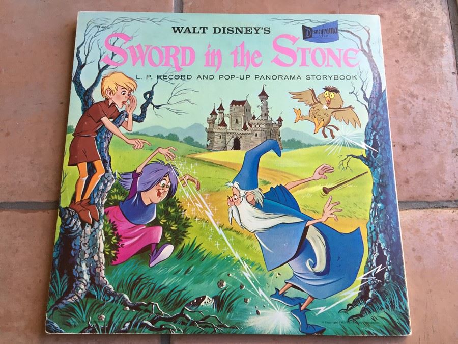 Walt Disney's Sword In The Stone - Disneyland ‎- ST-4901  [Photo 4]