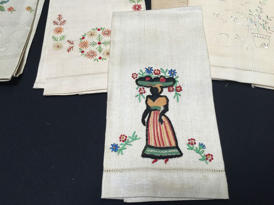 Assorted Linen Lot [Photo 3]