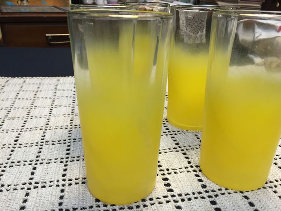 Vintage Yellow Glass Lot [Photo 3]