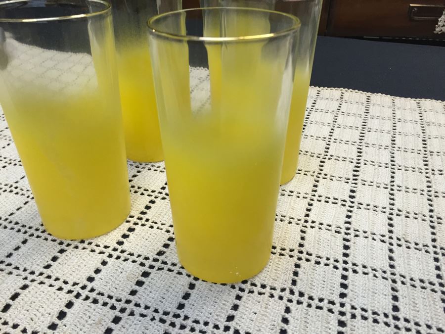 Vintage Yellow Glass Lot [Photo 4]